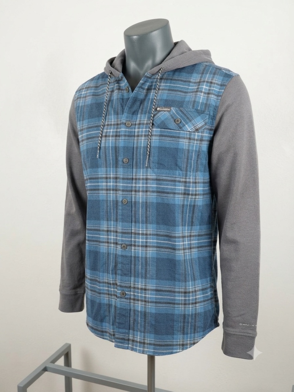 Columbia Blue and Gray Plaid hybrid flannel Hooded Shirt size M